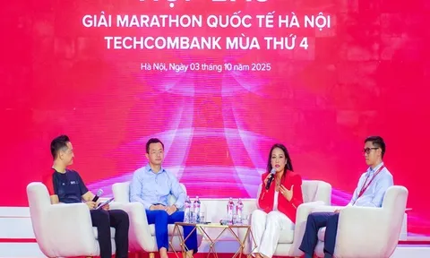 Hơn 13.000 vận động viên trong nước và quốc tế, tham gia khai mạc Giải Marathon Quốc tế Hà Nội Techcombank mùa thứ 4