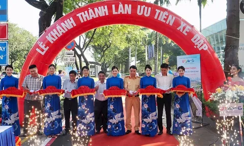 TPHCM: Khánh thành làn ưu tiên xe đạp trên đường Mai Chí Thọ