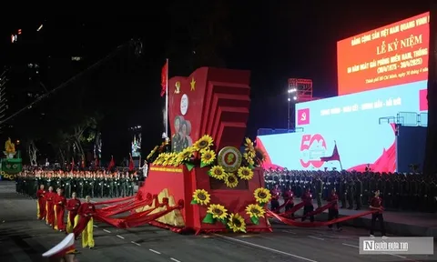 Lãnh đạo Lào và Campuchia dự lễ kỷ niệm 50 năm Ngày giải phóng miền Nam, thống nhất đất nước.