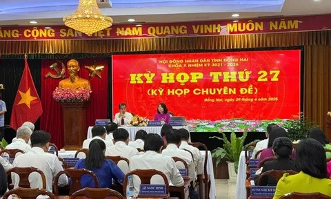 Thông qua đề án sáp nhập Bình Phước vào Đồng Nai, miễn nhiệm 7 Ủy viên UBND tỉnh