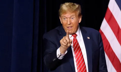Chính quyền Trump lại nhắm vào Harvard