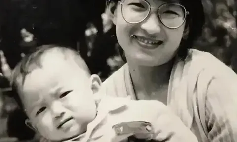 Người mẹ bán hết tài sản tìm con mất tích 32 năm, khi gặp lại con trai nói một câu khiến bà nghẹn ngào