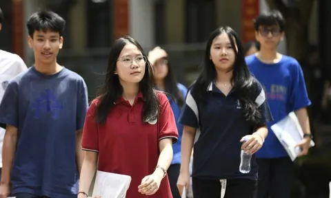 Giữa 'ma trận' quy đổi điểm, thí sinh bối rối đặt nguyện vọng