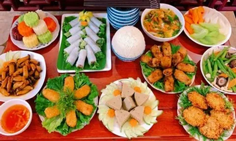 Cách cúng Rằm tháng 7 năm 2025 đầy đủ, đúng nghi lễ