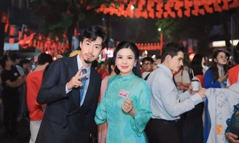 Đen Vâu, Phương Hạnh và loạt sao Việt hạnh phúc tham gia diễu binh, diễu hành