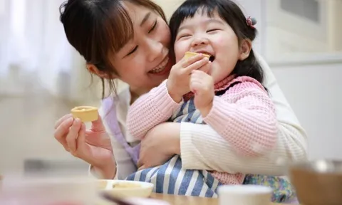 Từ bữa ăn là “cuộc chiến” đến khi con tăng cân – mẹ đã tìm được đòn bẩy đúng