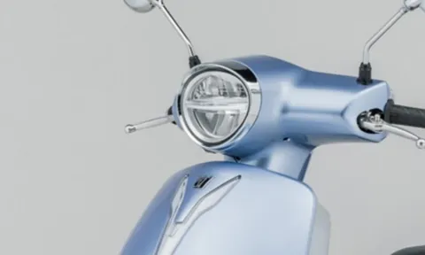 'Tân binh' xe ga giá 37 triệu đồng ra mắt: ngoại hình tưa Vespa, trang bị phanh ABS và TCS áp đảo Honda Vision