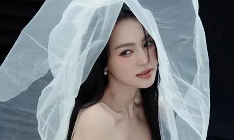 Lan Ngọc mất điểm