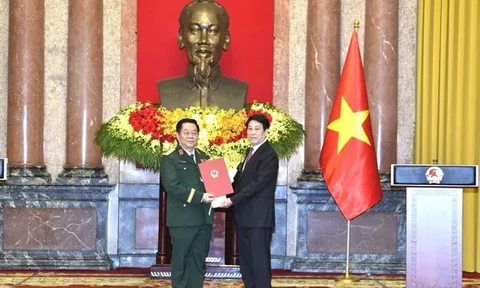 Ông Nguyễn Trọng Nghĩa được thăng quân hàm Đại tướng, giữ chức Chủ nhiệm Tổng cục Chính trị