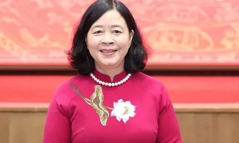 Bà Bùi Thị Minh Hoài giữ chức Chủ tịch Ủy ban Trung ương MTTQ Việt Nam