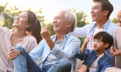 Về già, người có hậu vận tốt thường có 4 đặc điểm này: Có được 1 điều cũng đủ hạnh phúc