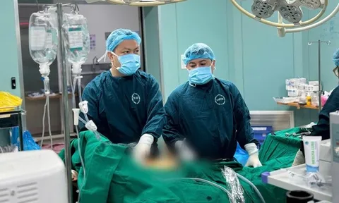 Ăn kém, sụt cân kéo dài - dấy hiệu âm thầm của ung thư dạ dày