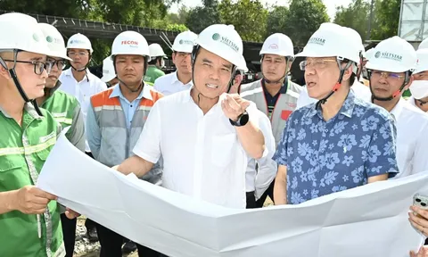 Bí thư Trần Lưu Quang kiểm tra công tác xử lý rác thải trên địa bàn TPHCM