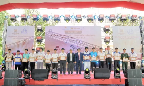 MIT University ghi dấu ấn với kỳ thi Olympic Vật lý Sinh viên Toàn quốc 2025