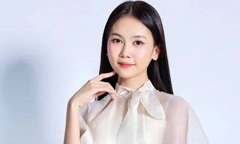 Nữ ca sĩ từng là sao nhí sáng giá nhất, sau 15 năm thay đổi không nhận ra