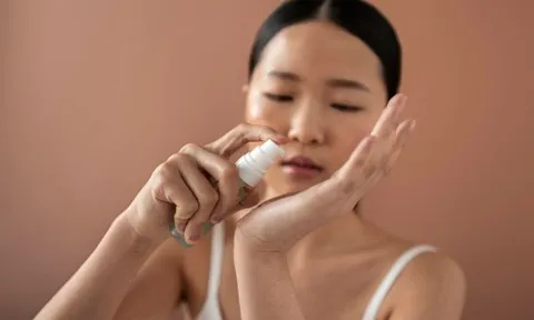 Dùng BHA có thật sự làm mờ thâm nám?