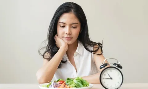 Mặt trái đáng lo ngại của kiểu ăn giảm cân đang "hot"