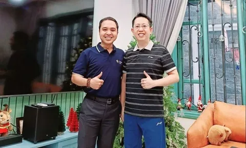 Quán quân và MC Olympia gây chú ý