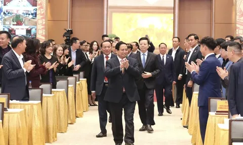 "Văn hóa phải ngấm sâu, thẩm thấu vào tư duy và hành động"