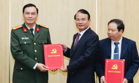 Công bố quyết định của Ban Bí thư về công tác cán bộ