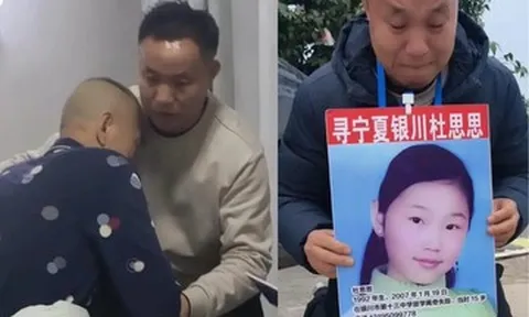 Cha ung thư giai đoạn cuối quỳ gối nhờ bạn thân tìm con gái thất lạc 18 năm