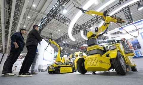 Công nghệ 9/1: Tham vọng AI của Trung Quốc 2027, EU nới quy định về Big Tech