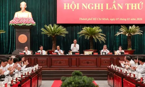 Ban Thường vụ Thành ủy TPHCM yêu cầu cán bộ, đảng viên không tổ chức thăm, chúc Tết cấp trên