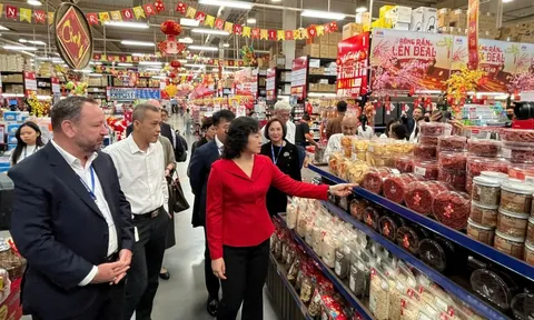 Bộ Công Thương lập 7 đoàn kiểm tra hàng giả, "thổi giá" dịp Tết