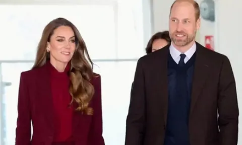 6 bộ trang phục làm nên 'thương hiệu thời trang hoàng gia' của Công nương Kate Middleton