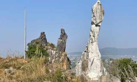 Chủ đầu tư nói gì về diện mạo di tích hòn Vọng Phu sau khi gia cố 17 tỷ đồng?