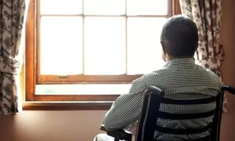 Tưởng "nuôi con để nhờ cậy tuổi già", ai ngờ tới lúc nghỉ hưu, tôi bị con cái ép vào viện dưỡng lão sống