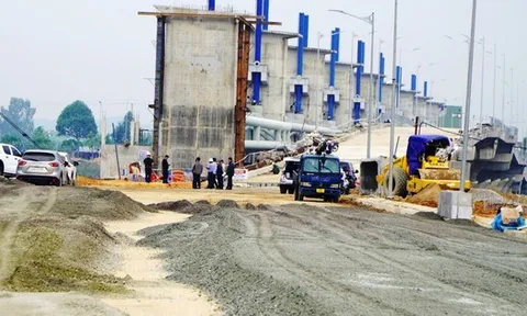 Cầu đập dâng 1.500 tỉ đồng sắp được thông xe