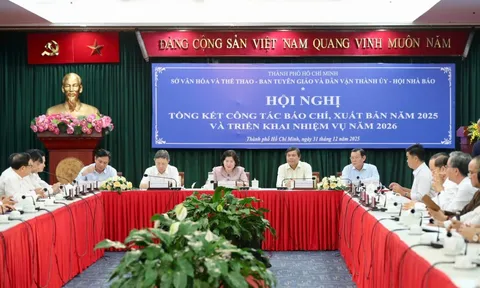 Ban Thường vụ Thành ủy TPHCM: Tập trung phát triển đảng viên trong các cơ quan báo chí