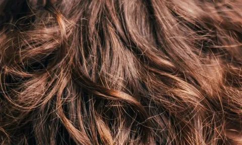 Những cách đơn giản giúp cải thiện mái tóc khô xơ ngay tại nhà