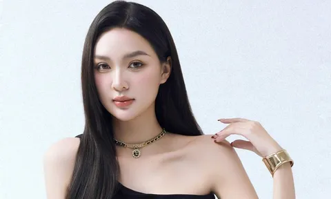 Sắc vóc vạn người mê của Á hậu đang được "đẩy thuyền" với cầu thủ Đình Bắc