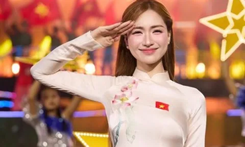 Lời nhắn xúc động của NSND Trung Anh, ca sĩ Hòa Minzy gửi tới U23 Việt Nam