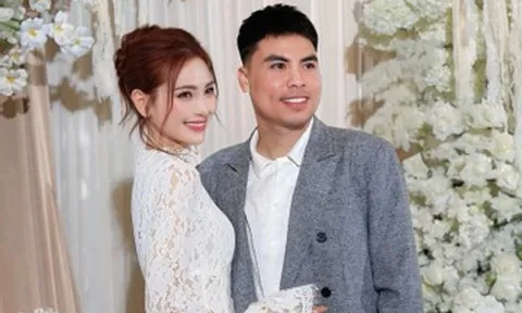 MC Mù Tạt ngọt ngào bên cầu thủ Đức Huy, Minh Hương 'Vàng Anh' rạng rỡ tuổi 41