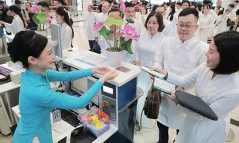 ‘Chuyến bay hạnh phúc’ - Hành trình cảm xúc thăng hoa trên bầu trời Việt Nam