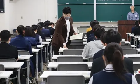 ChatGPT đạt điểm tuyệt đối 9/15 môn thi đại học của Nhật Bản