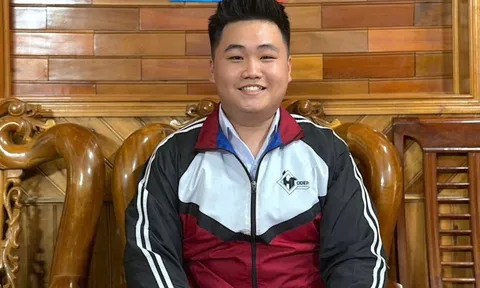 Nam sinh trường miền núi giành giải nhì quốc gia môn Tin học