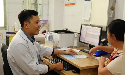 TPHCM: Chuyển đổi nơi đăng ký ban đầu khám chữa bệnh BHYT sau sắp xếp