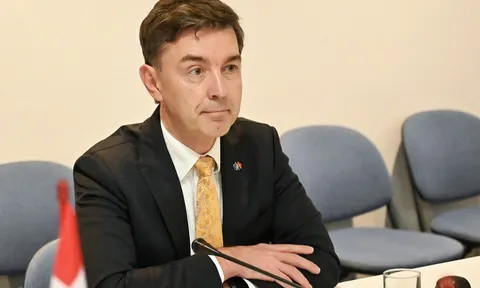 Chủ tịch Hội đồng châu Âu thăm chính thức Việt Nam, hướng tới quan hệ Đối tác Chiến lược Toàn diện