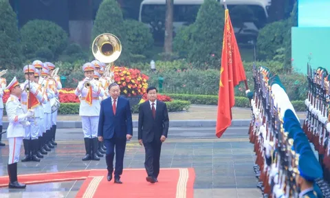 Tăng cường gắn kết chiến lược Việt Nam - Lào