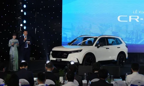 Honda CR-V hybrid lần đầu tiên được lắp ráp trong nước: ngoại hình có 1 điểm khác biệt, giá bán chưa được tiết lộ