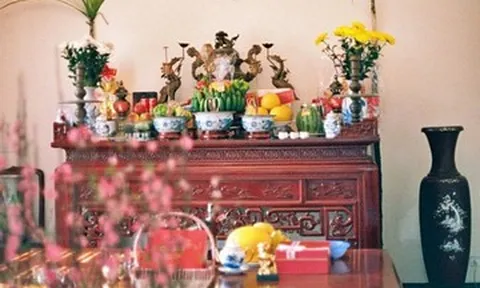 Nên bao sái ban thờ trước hay sau lễ cúng ông Công ông Táo?