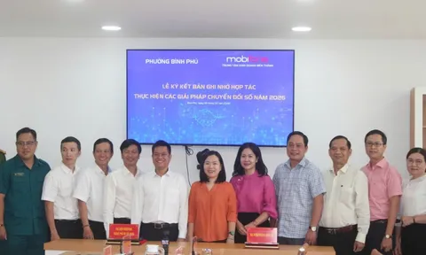 Chuyển đổi số phải lấy phục vụ người dân làm trọng tâm