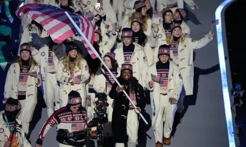 Lễ khai mạc Olympic 2026 hóa sàn diễn thời trang khổng lồ