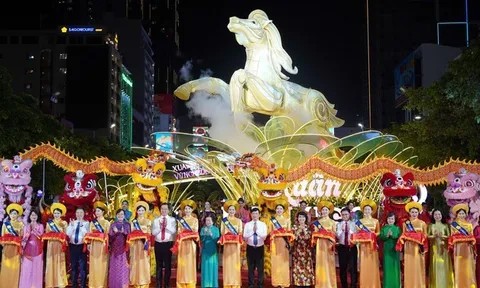 Thông điệp từ Đường hoa Nguyễn Huệ Tết Bính Ngọ 2026