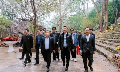 Chủ tịch UBND Hà Nội kiểm tra công tác tổ chức Lễ hội Chùa Hương 2026