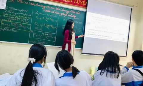 Ngày đầu trở lại trường sau Tết, giáo viên nhận tin vui về tiền thưởng